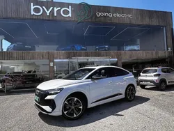 Branco Usado 2021 Audi Q4 e-tron Design SUV | € 34.900 (Preço justo)
