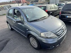 Usado 2006 Citroën C3 Exclusive Citadino | € 4.499 (Preço justo)
