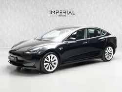 Branco Usado 2019 Tesla Model 3 Sedan | € 23.450 (Preço justo)
