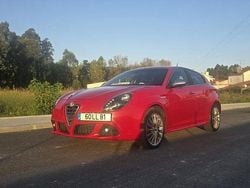 Usado 2011 Alfa Romeo Giulietta Sedan | € 7.200 (Preço elevado)