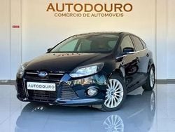 Preto Usado 2013 Ford Focus Titanium Citadino | € 10.990