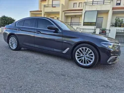 Usado 2017 BMW 520 Luxury Line Sedan | € 24.900 (Caro)