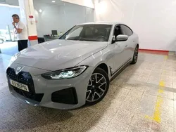 Cinza Usado 2022 BMW i4 Sedan | € 47.800 (Preço justo)