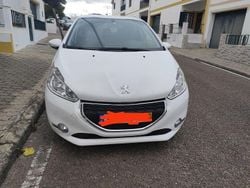 Usado 2014 Peugeot 208 Citadino | € 7.500 (Preço justo)