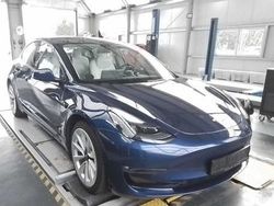Azul Usado 2021 Tesla Model 3 Sedan | € 28.900 (Preço justo)