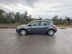 Usado 2006 Renault Mégane II Sedan | € 2.750 (Preço justo)