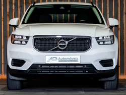 Branco Usado 2021 Volvo XC40 Core SUV | € 36.900