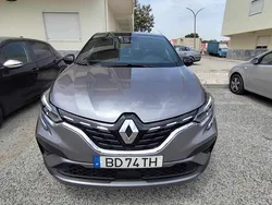 Cinzento Usado 2023 Renault Captur R.S. SUV | € 21.000 (Preço justo)