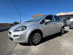 Cinzento Usado 2018 Fiat Punto Citadino | € 9.950 (Preço justo)