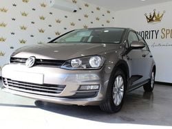 Cinza Usado 2014 VW Golf VII Trendline Citadino | € 13.950 (Preço justo)