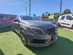 Cinza Usado 2015 Mercedes A180 AMG line | € 16.790 (Preço justo)