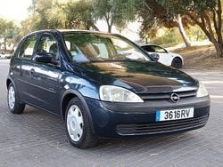 Usado 2001 Opel Corsa Comfort Sedan | € 2.500 (Preço justo)