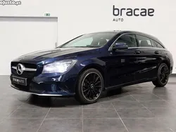 Azul Usado 2017 Mercedes CLA200 Shooting Brake Urban Carrinha | € 21.500