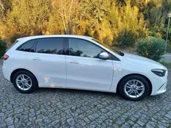 Branco Usado 2019 Mercedes B180 Monovolume | € 20.000 (Super Preço)
