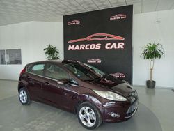 Castanho Usado 2008 Ford Fiesta Titanium Citadino | € 7.900