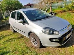 Cinzento Usado 2011 Fiat Punto Citadino | € 4.875 (Bom preço)