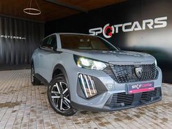 Cinzento Usado 2024 Peugeot 2008 SUV | € 21.890 (Preço justo)