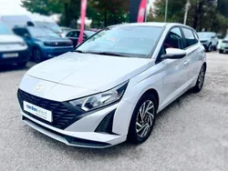 Cinza Usado 2023 Hyundai i20 Comfort | € 15.990 (Preço justo)