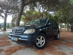 Azul Usado 2001 Mercedes ML270 SUV | € 12.750