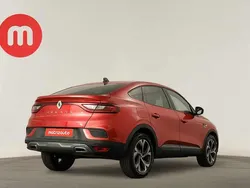 Vermelho Usado 2023 Renault Arkana R.S. SUV | € 26.499 (Preço justo)