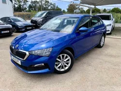 Azul Usado 2022 Skoda Scala Ambition Citadino | € 17.950 (Preço justo)