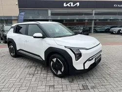 Branco Novo 2024 Kia EV3 3 SUV | € 38.450