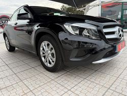 Preto Usado 2016 Mercedes GLA180 Urban SUV | € 17.950 (Preço justo)