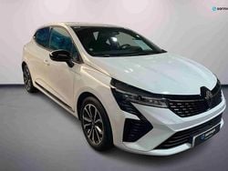 Branco Usado 2024 Renault Clio V Techno Citadino | € 19.990 (Preço justo)