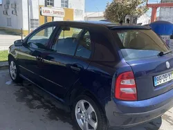 Usado 2005 Skoda Fabia Sedan | € 1.400