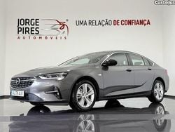 Cinza Usado 2022 Opel Insignia Business Sedan | € 17.990 (Preço justo)