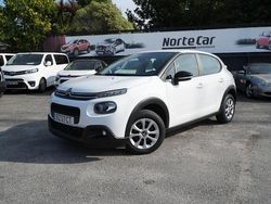 Branco Usado 2021 Citroën C3 PureTech Citadino | € 10.250 (Bom preço)