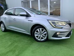 Cinzento Usado 2022 Renault Mégane IV Zen | € 18.990 (Preço justo)