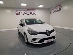 Branco Usado 2017 Renault Clio IV | € 12.950 (Preço elevado)
