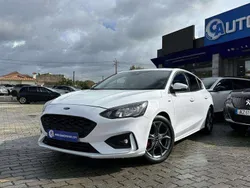 Branco Usado 2022 Ford Focus ST-Line Citadino | € 23.890 (Preço elevado)