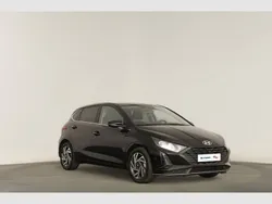 Phantom black (metalizado) Usado 2023 Hyundai i20 Comfort | € 16.990 (Preço justo)