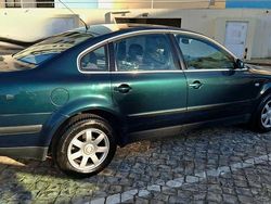 Usado 2001 VW Passat Comfortline Sedan | € 2.000 (Super Preço)
