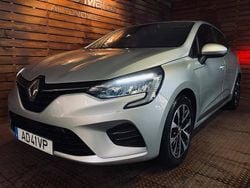 Cinzento Usado 2020 Renault Clio V | € 13.990 (Preço justo)