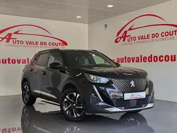 Preto Usado 2022 Peugeot 2008 Allure SUV | € 20.990 (Preço justo)