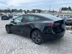 Preto Usado 2022 Tesla Model 3 Standard Range Sedan | € 28.900 (Preço elevado)