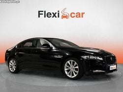Preto Usado 2015 Jaguar XF Prestige Sedan | € 21.480 (Caro)