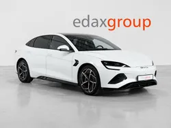 Branco Usado 2024 BYD Seal Design Sedan | € 41.490 (Preço justo)