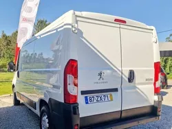 Branco Usado 2020 Peugeot Boxer Van | € 18.250 (Preço justo)