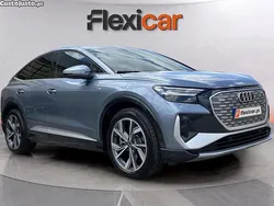 Azul Usado 2024 Audi Q4 Sportback e-tron SUV | € 49.990