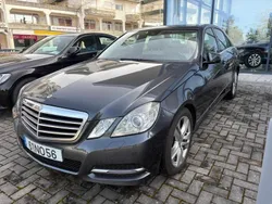 Cinzento Usado 2013 Mercedes E300 Sedan | € 17.000 (Preço justo)