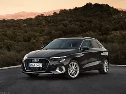Preto Usado 2021 Audi A3 Sportback e-tron Sedan | € 23.750 (Super Preço)