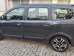 Usado 2021 Dacia Lodgy Stepway Monovolume | € 12.000 (Preço justo)