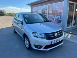 Cinzento Usado 2016 Dacia Sandero Citadino | € 9.950 (Preço justo)
