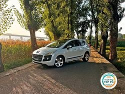 Branco Usado 2012 Peugeot 3008 Monovolume | € 10.500 (Preço justo)