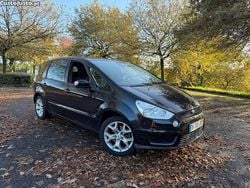 Preto Usado 2006 Ford S-MAX S Monovolume | € 6.990 (Preço justo)