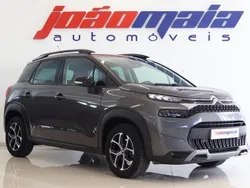 Cinza Usado 2024 Citroën C3 PureTech Citadino | € 16.400 (Bom preço)